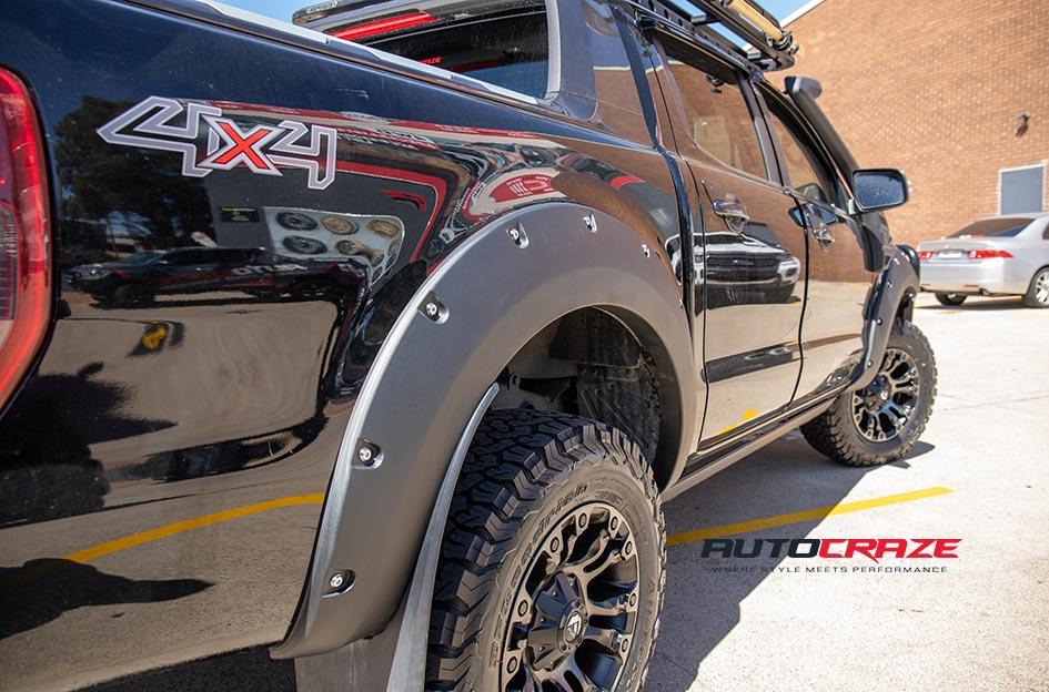 FORD-RANGER-VAPOR-BLACK-MACHINED-WITH-DARK-TINT